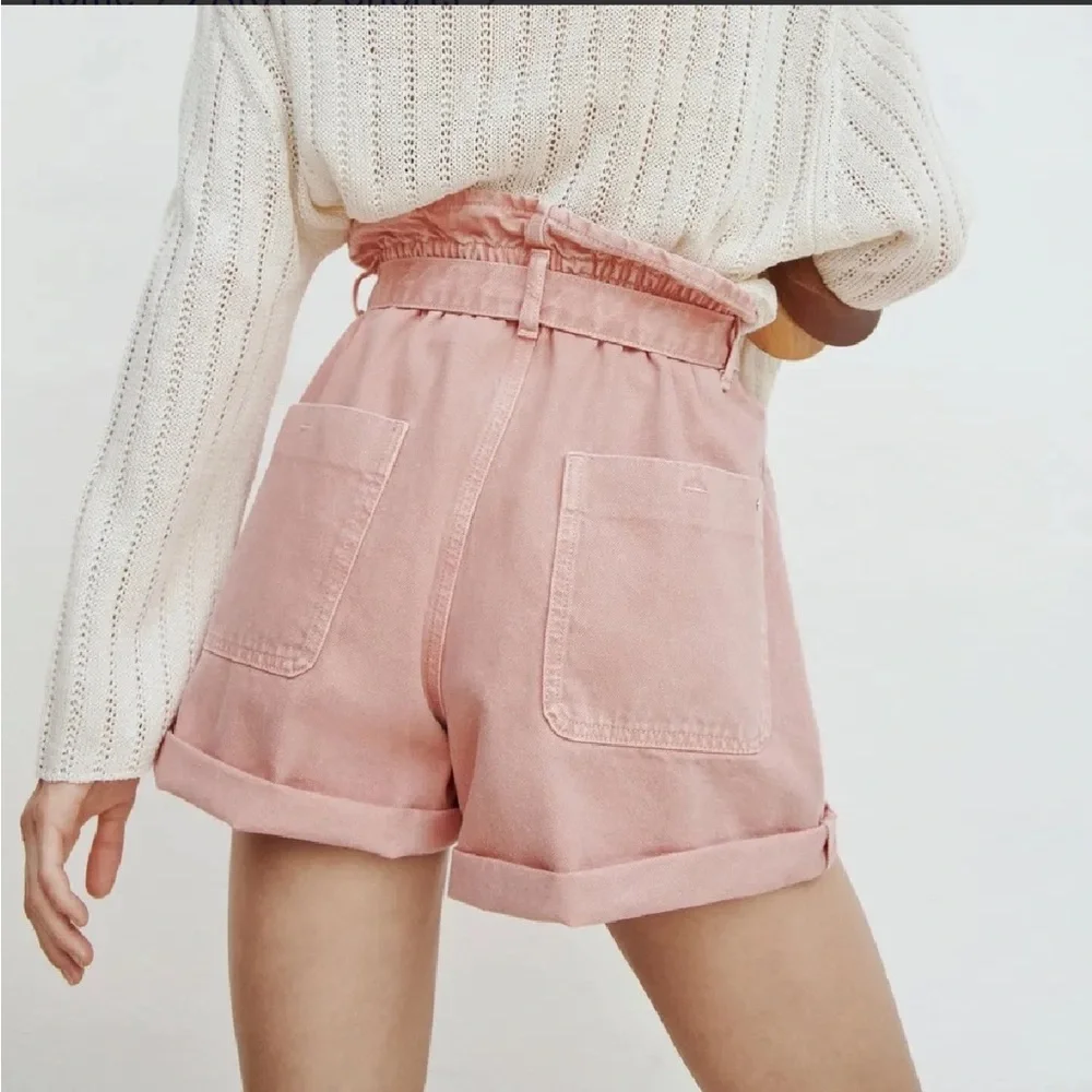NWT ZARA BAGGY PAPERBAG SHORTS WITH BELT - Picture 4 of 13